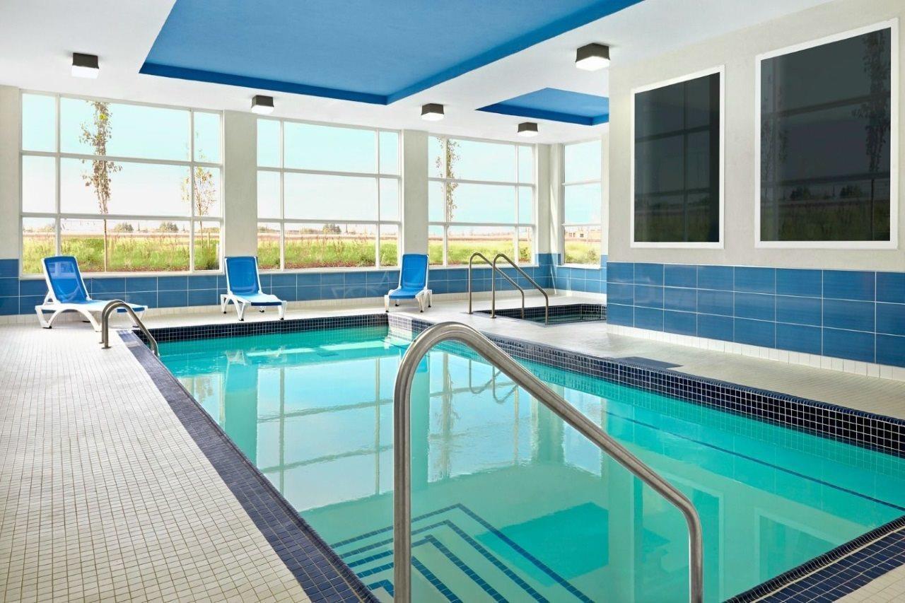 Four Points By Sheraton Edmonton International Airport Ниску Екстериор снимка